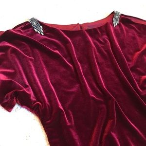 NEW Elegant burgundy red velvet top w/rhinestones